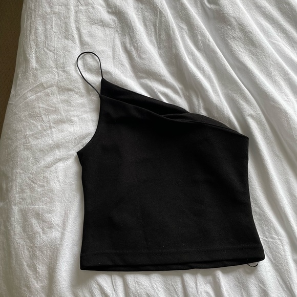 Princess Polly Zoha One Shoulder Top in Black - Picture 5 of 6